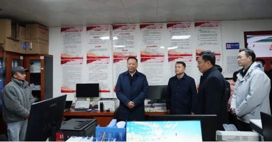 巴塔赴鲁朗镇调研